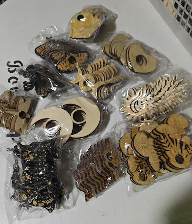 Yllätyspussi: Vaneri kuula-alustoja 12kpl/10€